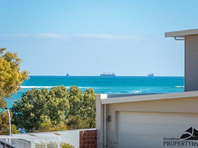 5 Beach View, Drummond Cove WA 6532