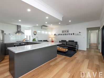 28 Killara Way, Craigie WA 6025