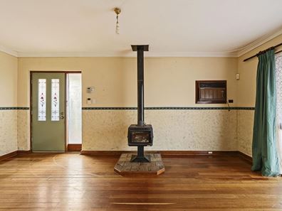 113 Crandon Street, Gosnells WA 6110