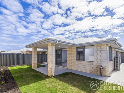 24 Kookaburra Street, Eglinton WA 6034