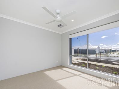 24 Kookaburra Street, Eglinton WA 6034