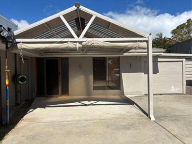 24 Solomon Street, Palmyra WA 6157