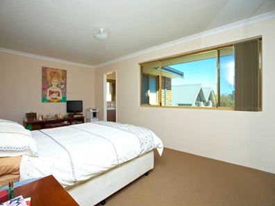 95B Wray Avenue, Fremantle WA 6160