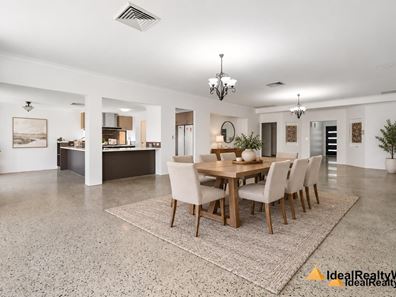 121 Comrie Road, Canning Vale WA 6155