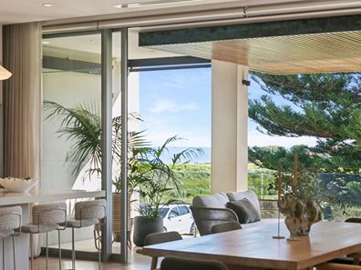 5A Pearse Street, Cottesloe WA 6011
