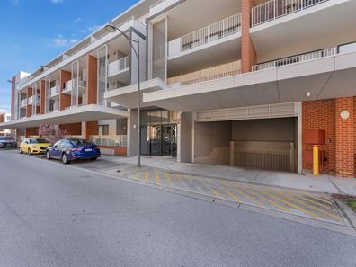 23/21 Foundry Rd, Midland WA 6056