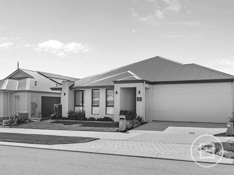 90 Pandora Drive, Jindalee WA 6036