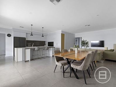 90 Pandora Drive, Jindalee WA 6036
