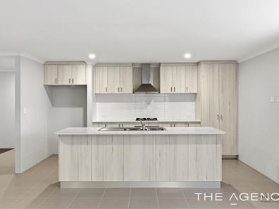 23 Yamarna Road, Golden Bay WA 6174