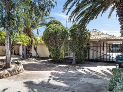 32 March Street, Spearwood WA 6163