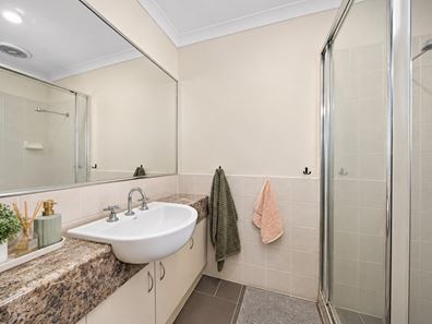 19 Prince Street, Queens Park WA 6107