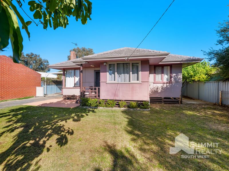 8 Nandup Street, Carey Park WA 6230