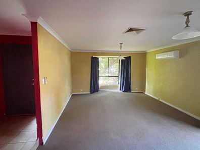 5 Littlewood Place, West Lamington WA 6430
