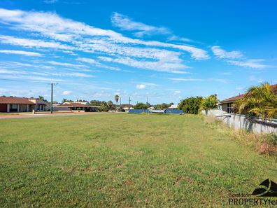 16 Scott Road, Dongara WA 6525