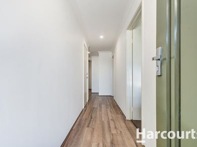 15 Malbec Court, Pearsall WA 6065
