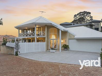 12 Durdham Crescent, Bicton WA 6157