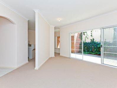 1/60 Ord Street, Nedlands WA 6009