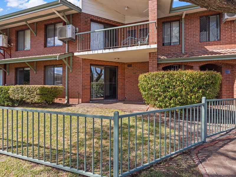 3/1 Mary St, Como WA 6152