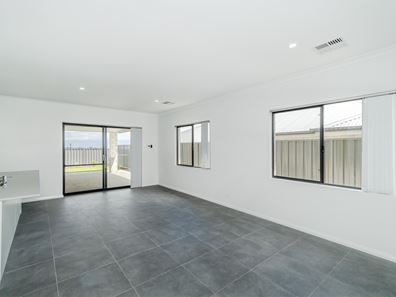 10 Strawberry Rise, Landsdale WA 6065