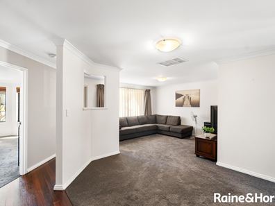 28 Gungurru Avenue, Hocking WA 6065