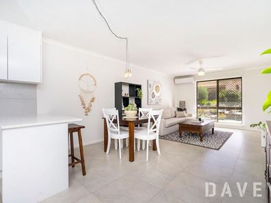 2/9 Dover Road, Scarborough WA 6019