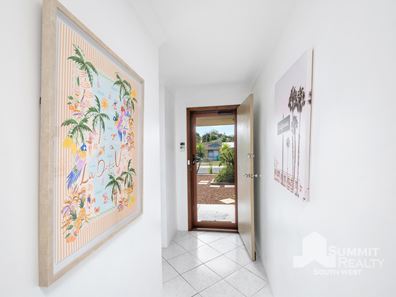 25 Ashrose Drive, Withers WA 6230
