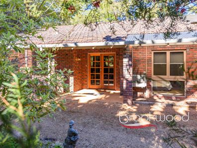 500 Carson Street, Stoneville WA 6081