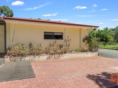 567 Orton Road, Oakford WA 6121