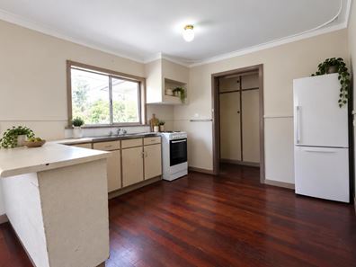 31 Elizabeth Street, Mandurah WA 6210