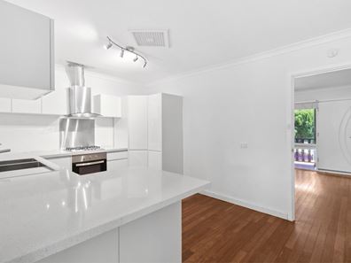 1A Calvert Way, Girrawheen WA 6064