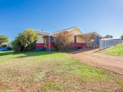 19 Evans Street, Collie WA 6225