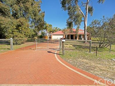 13 Aclare Road, Barragup WA 6209