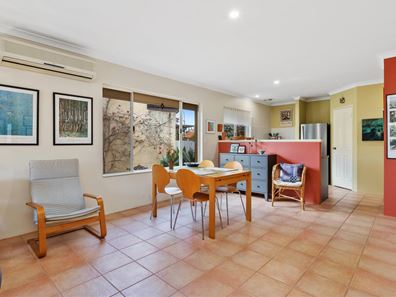 48A Challenger Place, Melville WA 6156