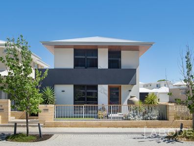 18 Gemstone Boulevard, Carine WA 6020