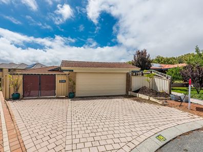 18 Waterville Tor, Connolly WA 6027