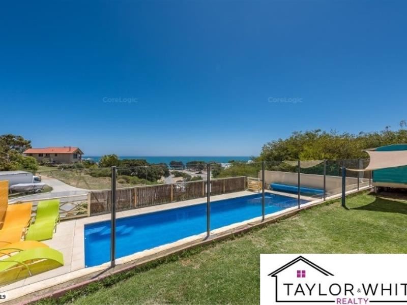 18 Coastal Rise, Quinns Rocks WA 6030