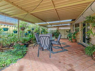 47 Kurrajong Drive, Thornlie WA 6108