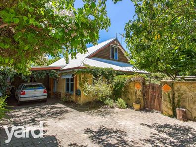 10B Carrington Street, Palmyra WA 6157