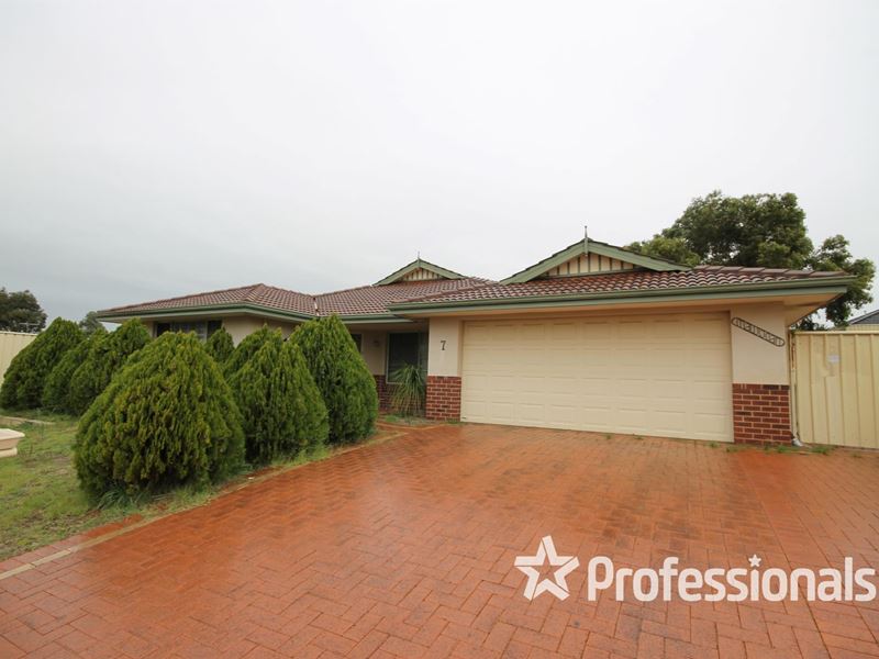 7 Parakeet Outlook, Australind WA 6233