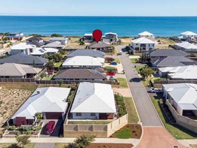 8 Cuprea View, Halls Head WA 6210