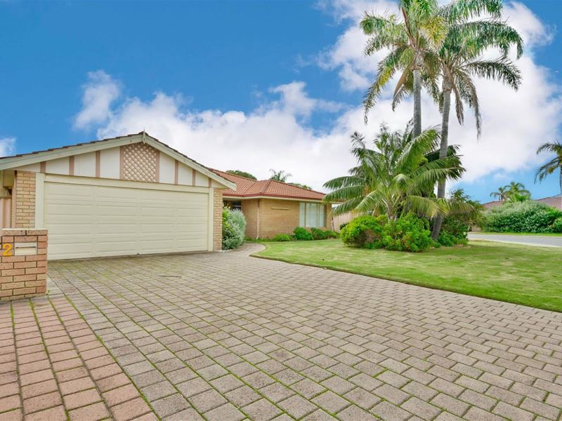 2 Frigate Close, Waikiki