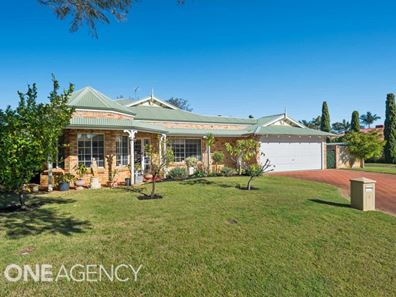 1 Tiarella Place, Canning Vale WA 6155