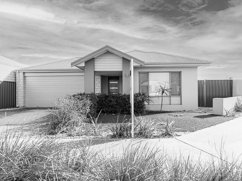 103 Bridgewater Boulevard, Erskine