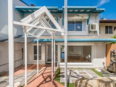 12A Itea Place, Mindarie WA 6030