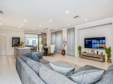 9 Windermere Boulevard, Aveley WA 6069