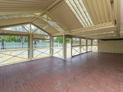 5 Bolton Avenue, Secret Harbour WA 6173