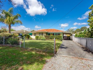 37 Grasmere Way, Kelmscott WA 6111