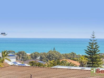 8 Foam  Place, Ocean Reef WA 6027