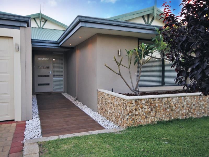 9 Jerrat Mews, Atwell