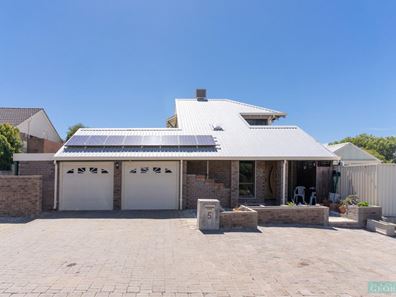 5 Mahonia Place, Duncraig WA 6023